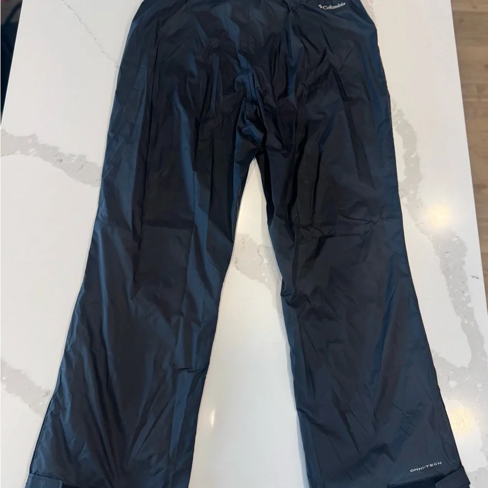 Men's COLUMBIA Black Relaxed Fit Joggers